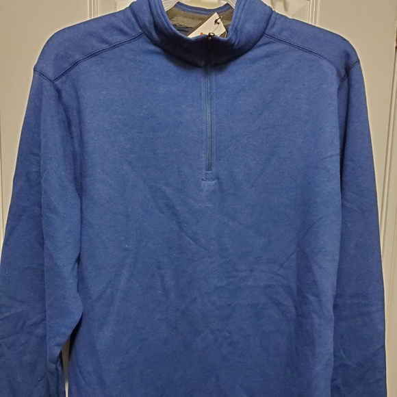 Arrow Sweater - Picture 2 of 12